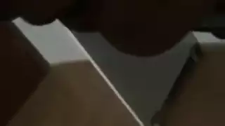 محجبة تركية فاسقة تمص الزب وتدخن السيجاره