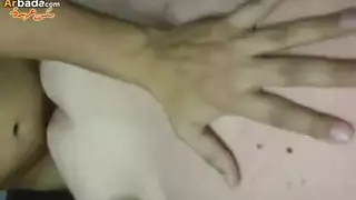 نيك من الخلف و اسخن سكس عربي مع ام الطيز و هي تتلقى زب نياكها في طيزها