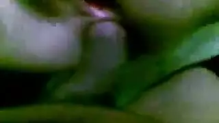 جزائرية في فيديو سكس عربي جديد تتناك نيك دمار في كسها الأبيض