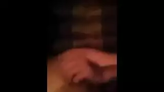 سمر الهايجه مبهدله نفسها لعب وتفريش وحك لغاية ما كسها ولع