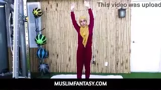 مسلم فانتاسي مدرب اللياقة البدنية يمارس الجنس مع العميل العربي الغريب