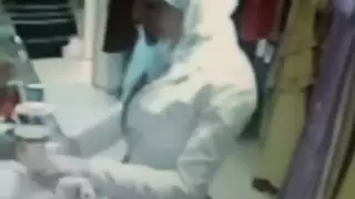 الكاميرا الخفية: تم القبض على امرأة ترتدي الحجاب في متجر