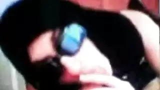 فتاة عربية اللسان