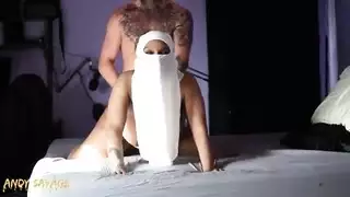 في الحجاب يحصل على الهيمنة