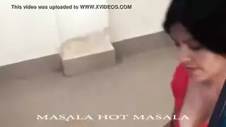 سكس محارم هندي الشاب الجامعي يشعل شهوة عمته و ينيكها في شقتها