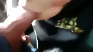 محجبة تعشق وتتفنن في ركلمتان خفيفتان على اللسانمن