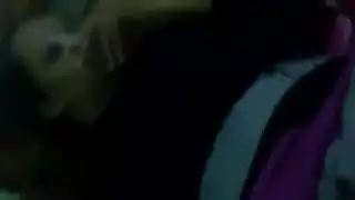 مومس بتشرب الحشيش وتتكيف كسها ياكلها تتناك وتتكيف تانى احلى كيف