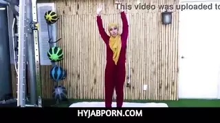 مدرب اللياقة البدنية يمارس الجنس مع العميل العربي الغريب