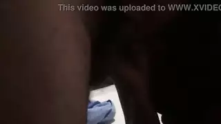 زوجة برازيلية تغش على زوجها مع ديك سائق أوبر