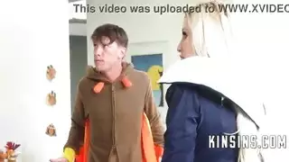 الديك الرومي، والمقالب، وعبارات الشكر العائلية