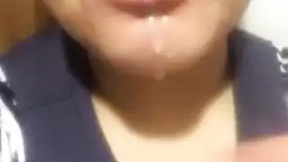 فتاة عربية كسولة
