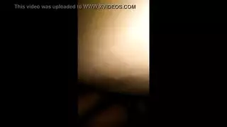 سكس عربي يمني و شاب يلعب في كس فتاته ويسخنها قبل نيكها