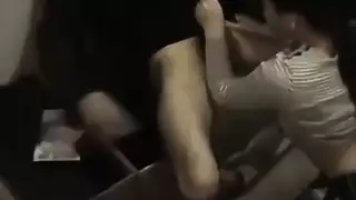 زوجة عربية ساخنة تمتص الديك المغربي الوحش