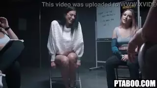 هارد ستوب كينا جيمس، ريجان فوكس، سيث، آنا كلير كلاودز، دييجو بيريز، ثيودورا داي، سارة أرابيك، ليتل بوك