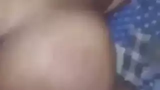 ممارسة الجنس في الحمام مع عاهرة فنانة كبيرة
